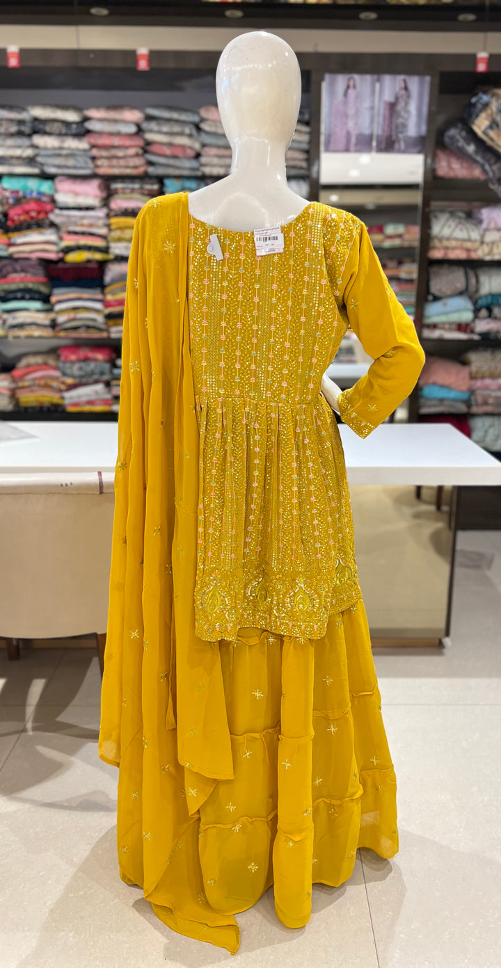 crayola yellow sharara-ks05