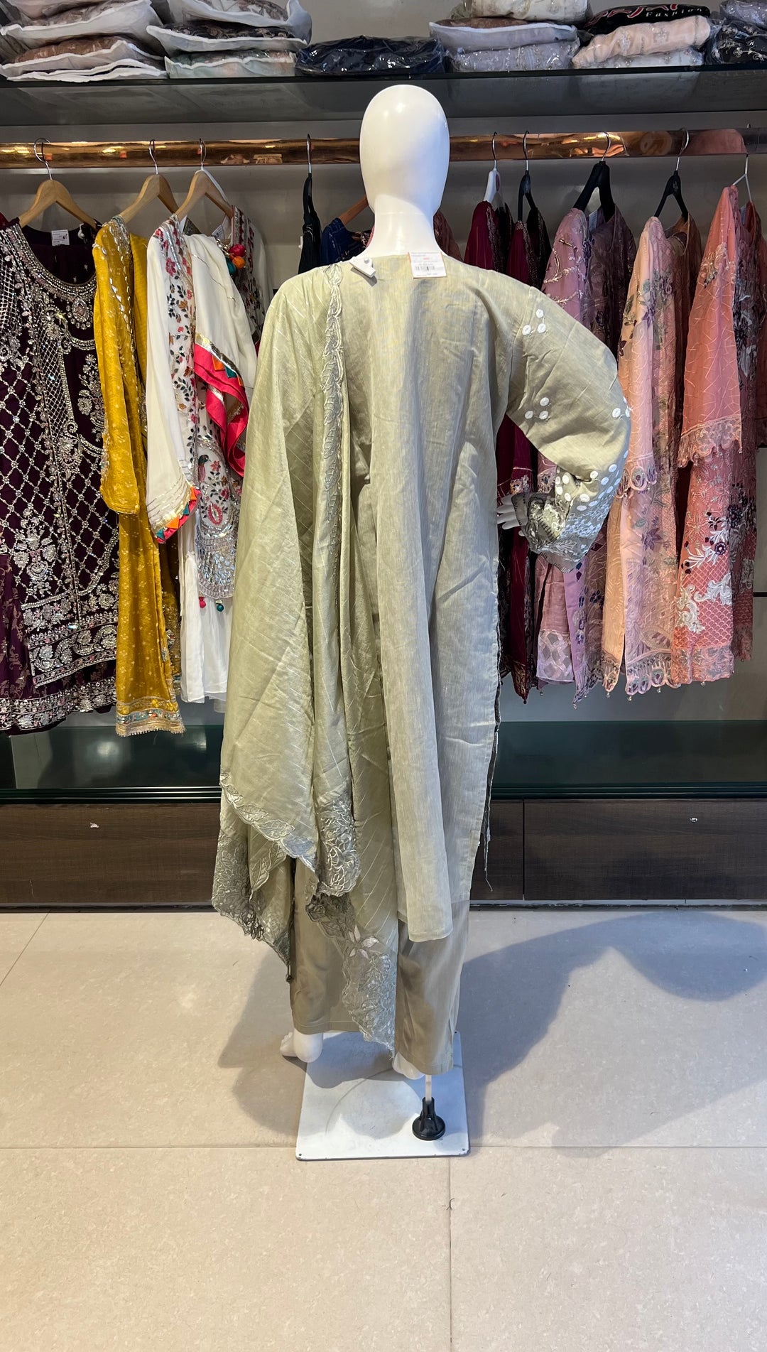 HAWA CLASSIC DESIGNER 3 -PIECE SUIT - AAF08